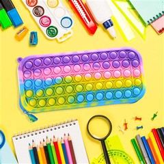 Hvað eru þessir hlutir sem þú getur sett í sílikon pennaveski?